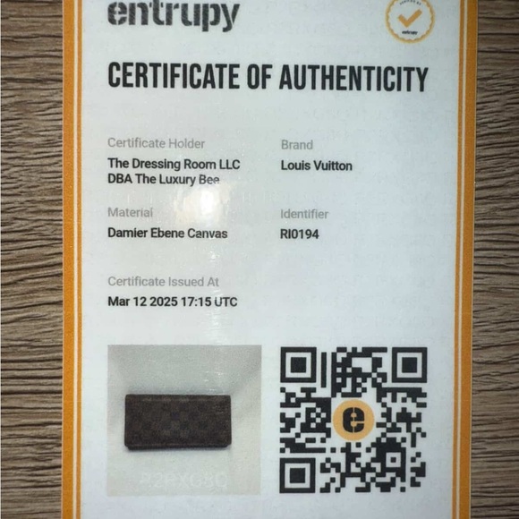 Checkered Brown Wallet - Picture 2 of 4